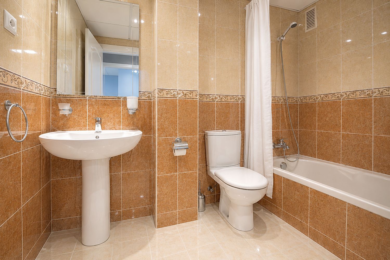 Piso en Calle Faro, 6, Zona Centro Comercial Torrequebrada - Foto 17
