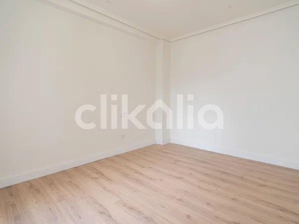 Piso en calle de la Serra d'Agullent - Foto 17