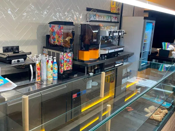 Local en Pastelería, panadería en Calle Almería, Les Planes - Foto 4