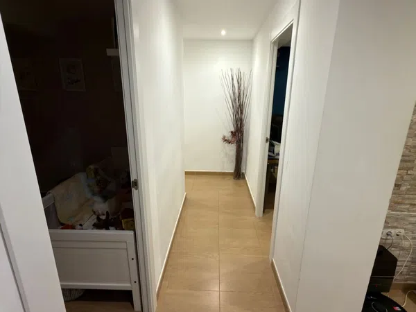 Piso en calle del Monestir de Poblet, 8 - Foto 5