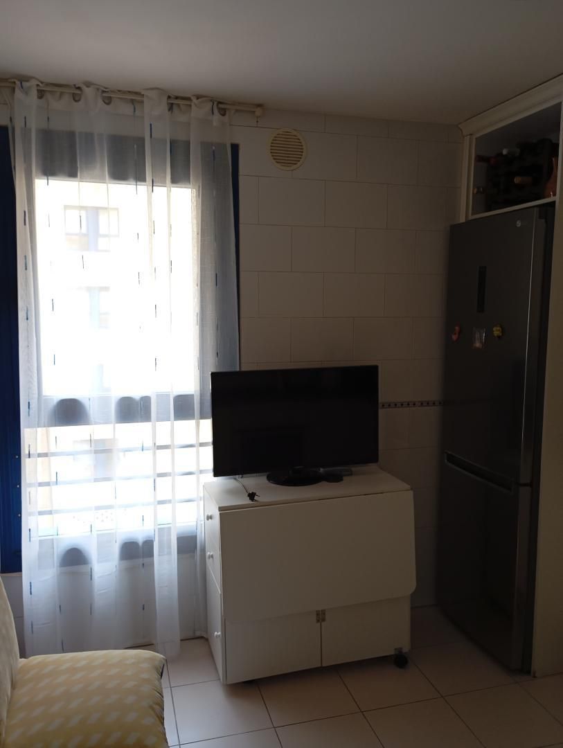 Piso en  Rúa Emilio González López 60 - Foto 3