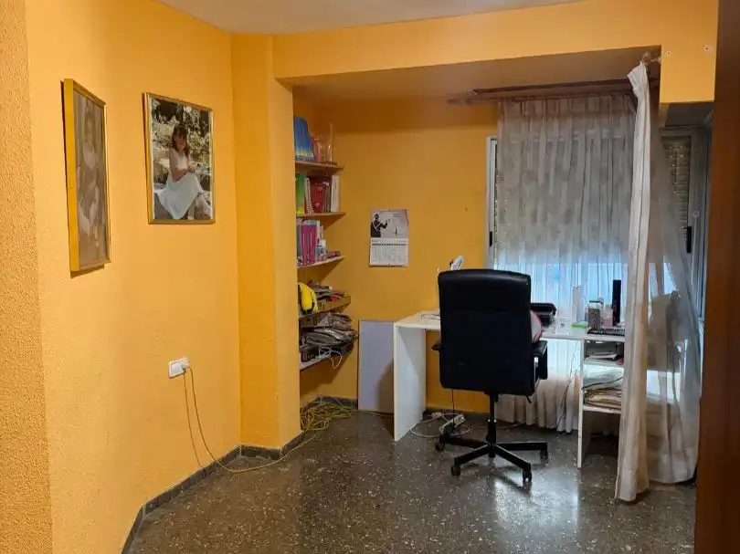 Piso en  Carrer de Higinio Noja 13 - Foto 4