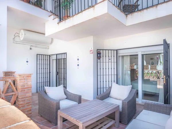 Piso en Urbanización Los pinos de aloha, 8 - Foto 3