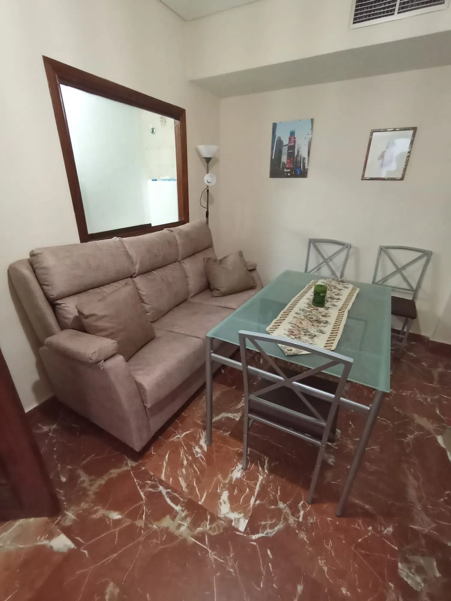 Piso en avenida del Gran Capitán, 9 - Foto 1