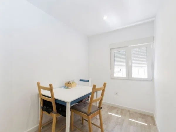 Piso en calle Calatañazor, 53 - Foto 2