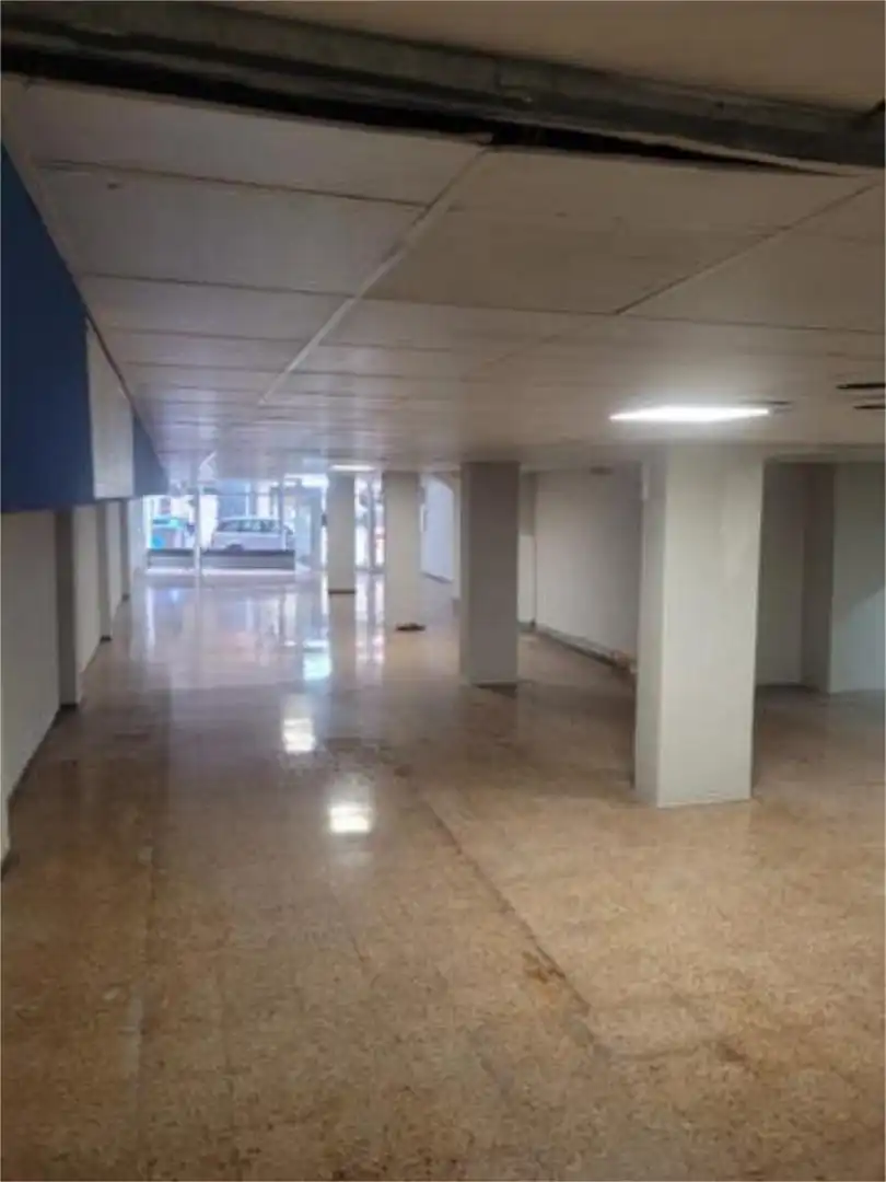 Local comercial en Collblanch  Sants - Foto 4