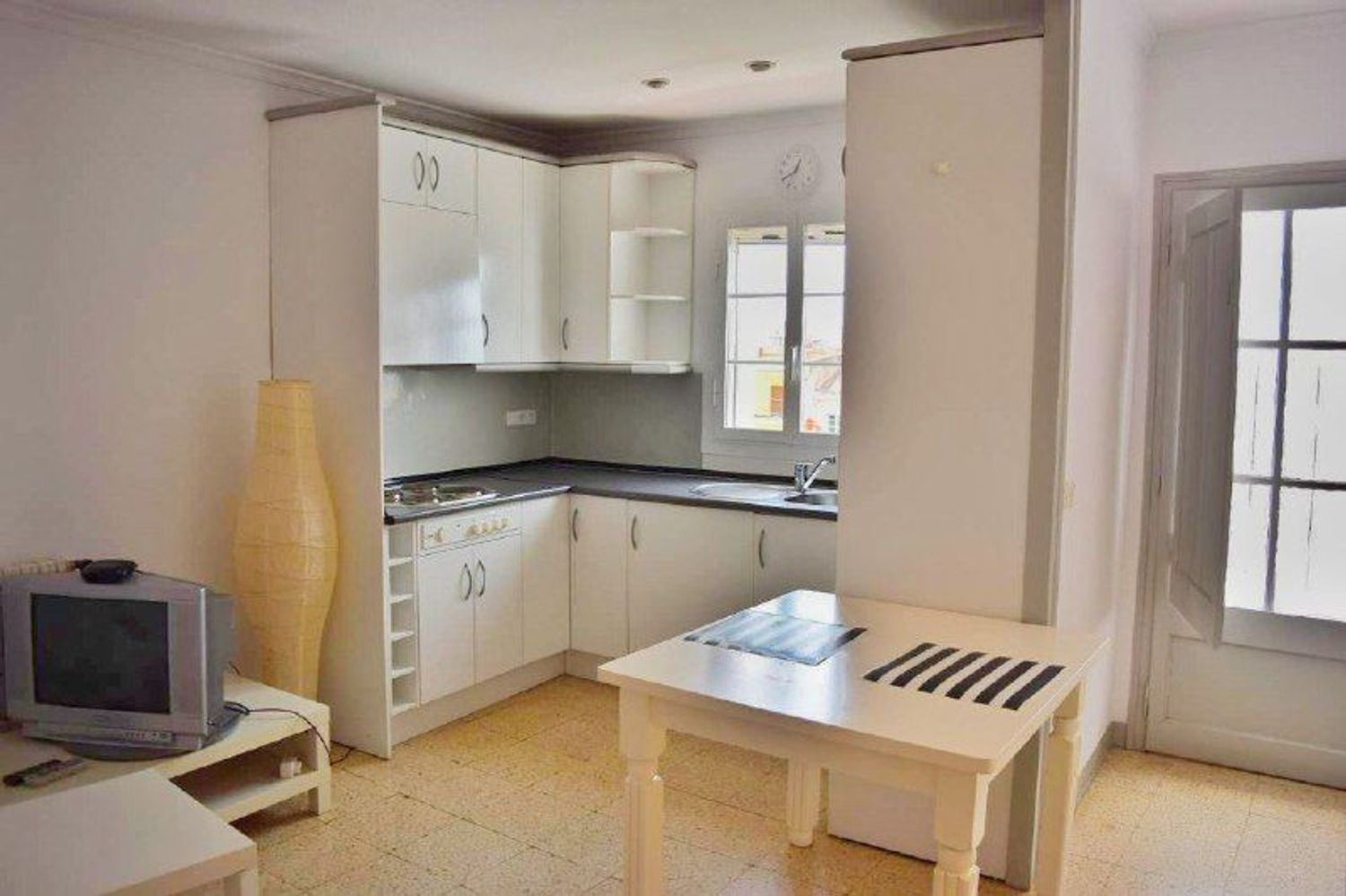 Estudio en Plaza de Jaume I, 27, Centre Vila, Centre Vila - Foto 4