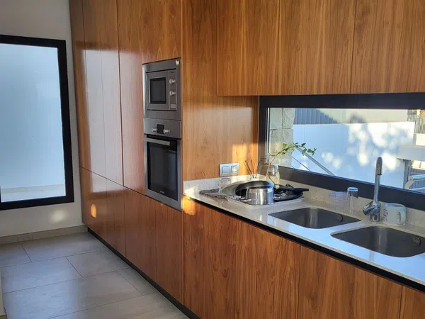 Casa o chalet independiente en Calle de Bruselas, 6, Zona Sierra Helada - Foto 4