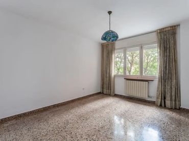 Piso en  Plaça Josep Serrat i Bonastre 6 - Foto 17