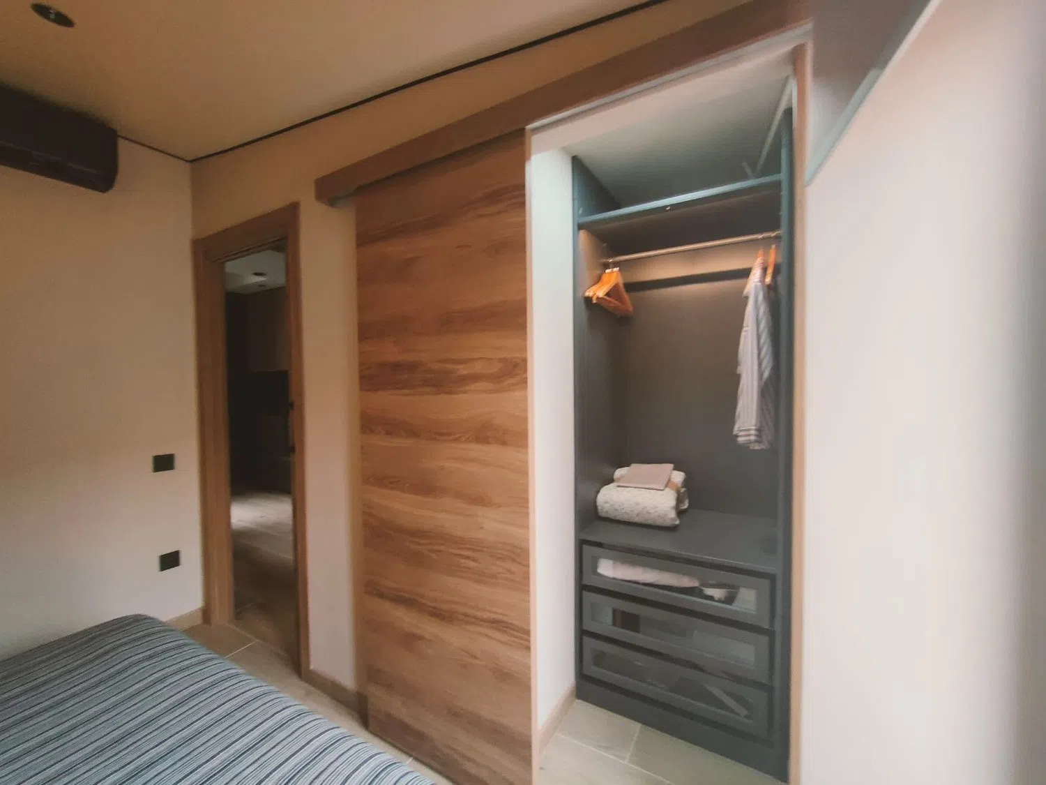 Piso en calle del Portal de Valldigna, 18 - Foto 2