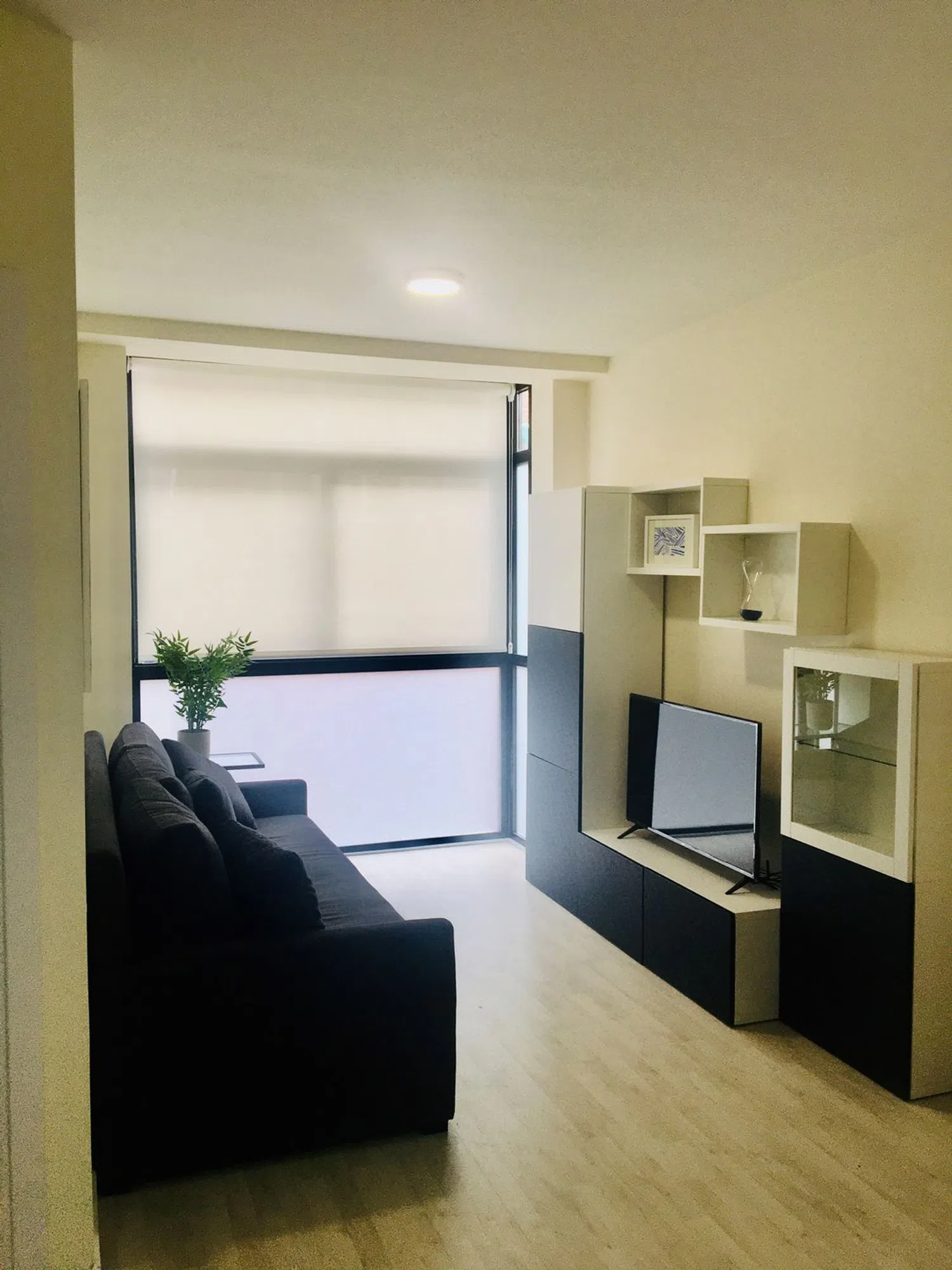 Piso en calle Alustante, 19 - Foto 1