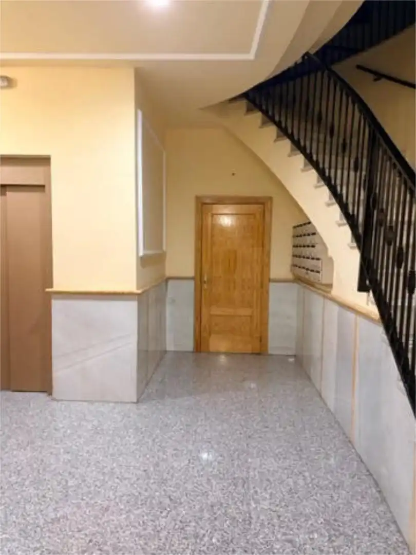 Piso en Av. de Andalucía - Foto 5