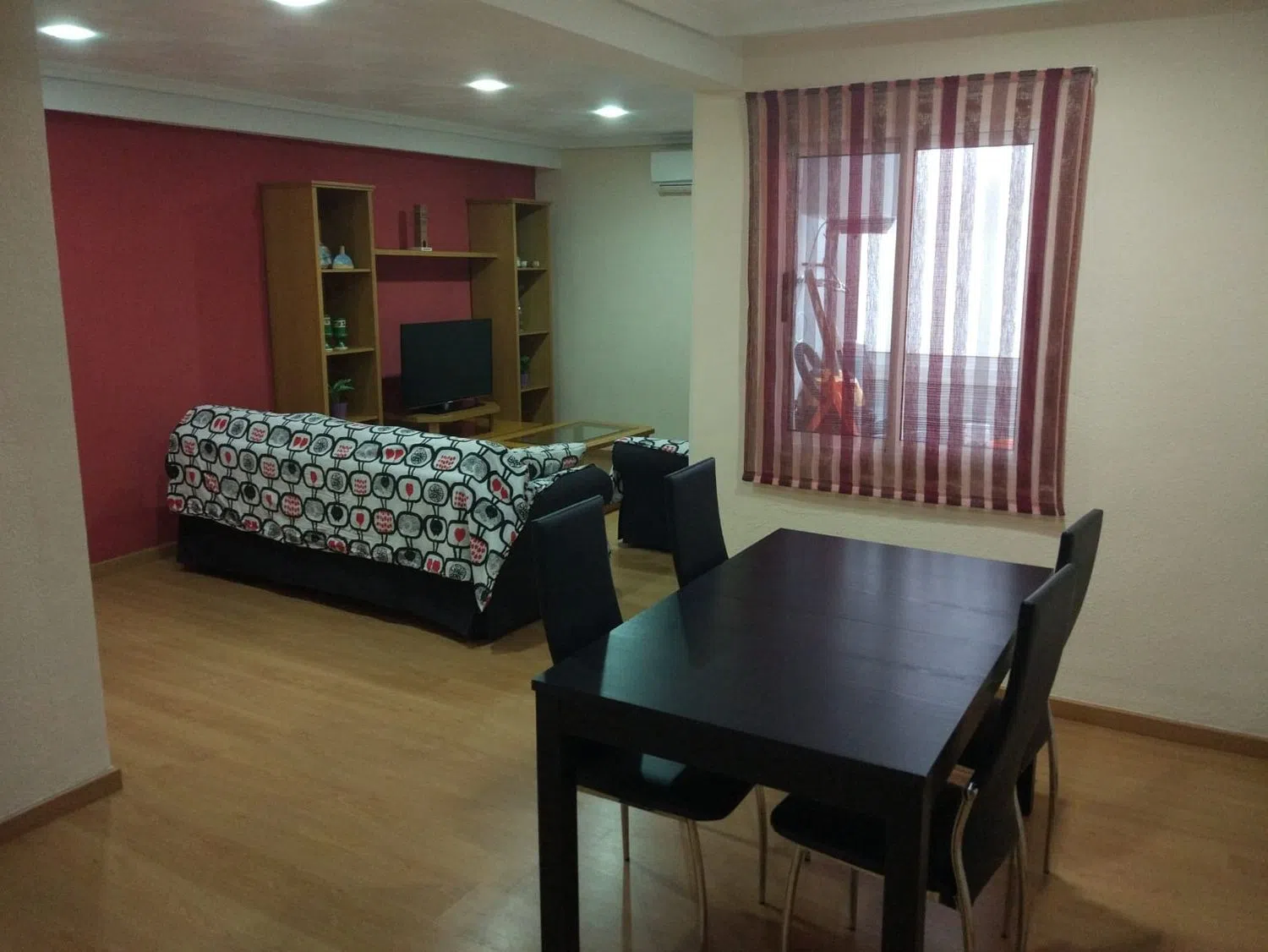 Piso en calle d'Empar Ballester, 14 - Foto 1