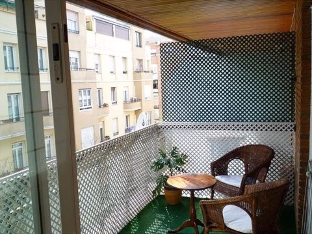 Apartamento en  Calle del General Pardiñas 30 - Foto 2