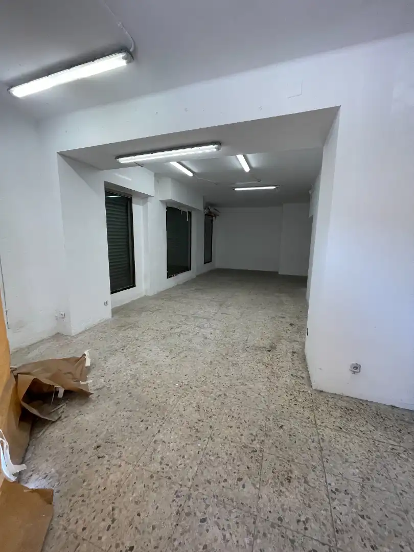 Local comercial en Esplugues de Llobregat - Foto 9