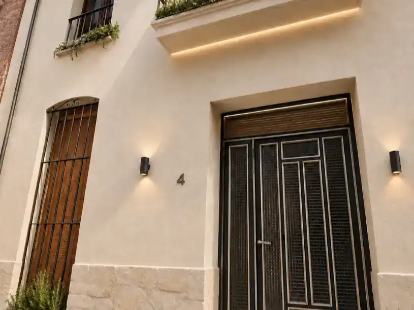 Casa adosada en  Carrer Mare de Déu del Carme 4 - Foto 5