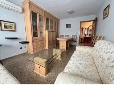 Piso en  Carrer d'Eduard Soler i Pérez 3 - Foto 2