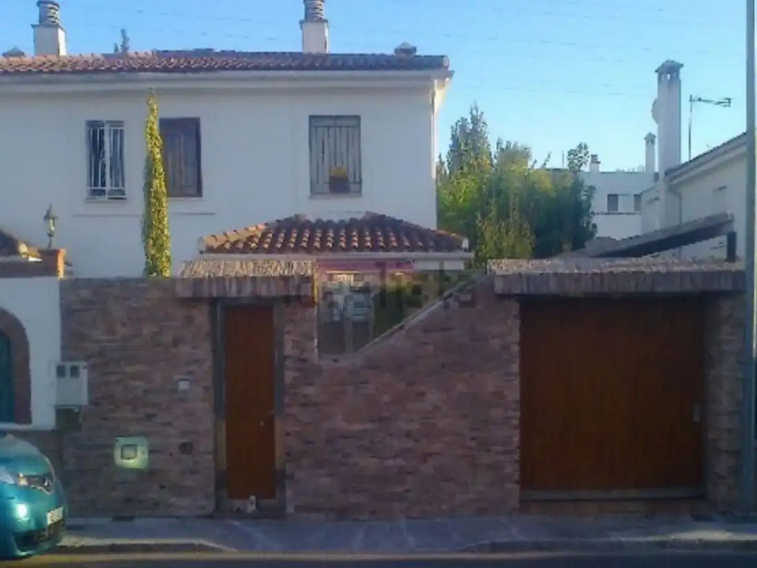 Casa adosada en  Calle Madroños 18 - Foto 11