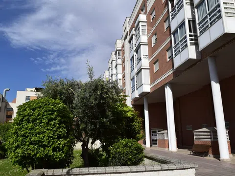 Piso en calle de Julián Camarillo, 59