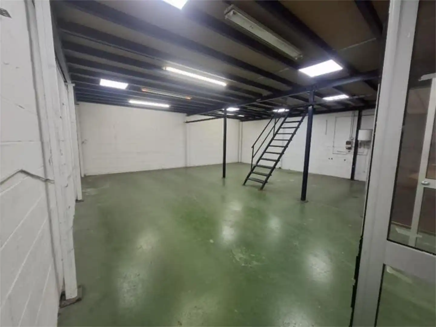 Nave Industrial en Polígono El Pino - Foto 4