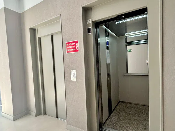 Piso en Avenida del Cerro del Águila - Foto 44