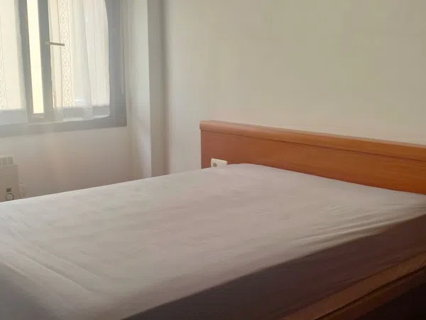 Piso en Avenida de Hermanos Perez Casariego, 5 - Foto 3