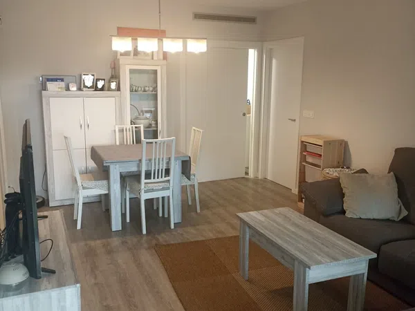 Piso en calle de Emilia Guàrdia i Arbusi, 4 - Foto 2