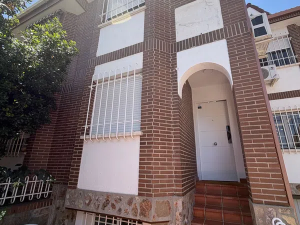 Chalet adosado en Calle del Quinto Centenario, 5 - Foto 4