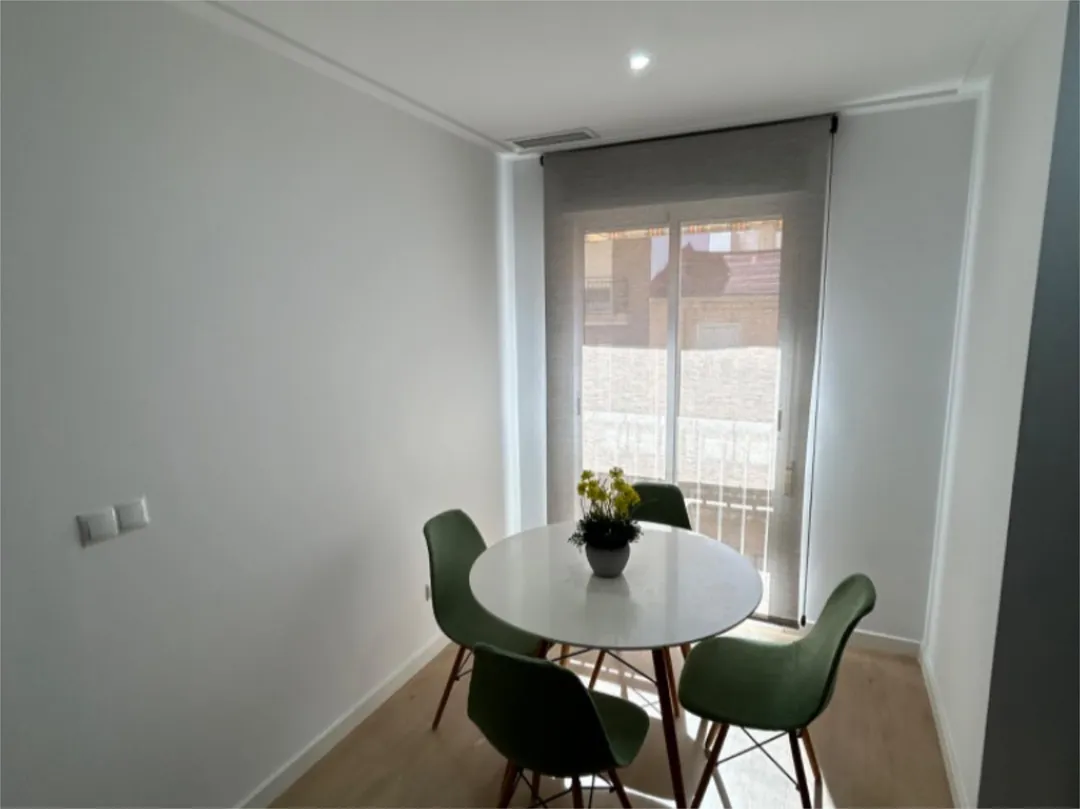 Piso en  Carrer Doctor Ferrán 16 - Foto 2