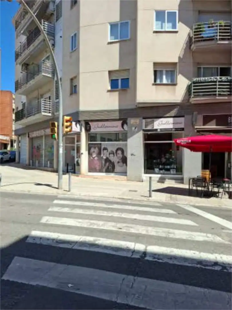 Local comercial en Centro - Foto 3