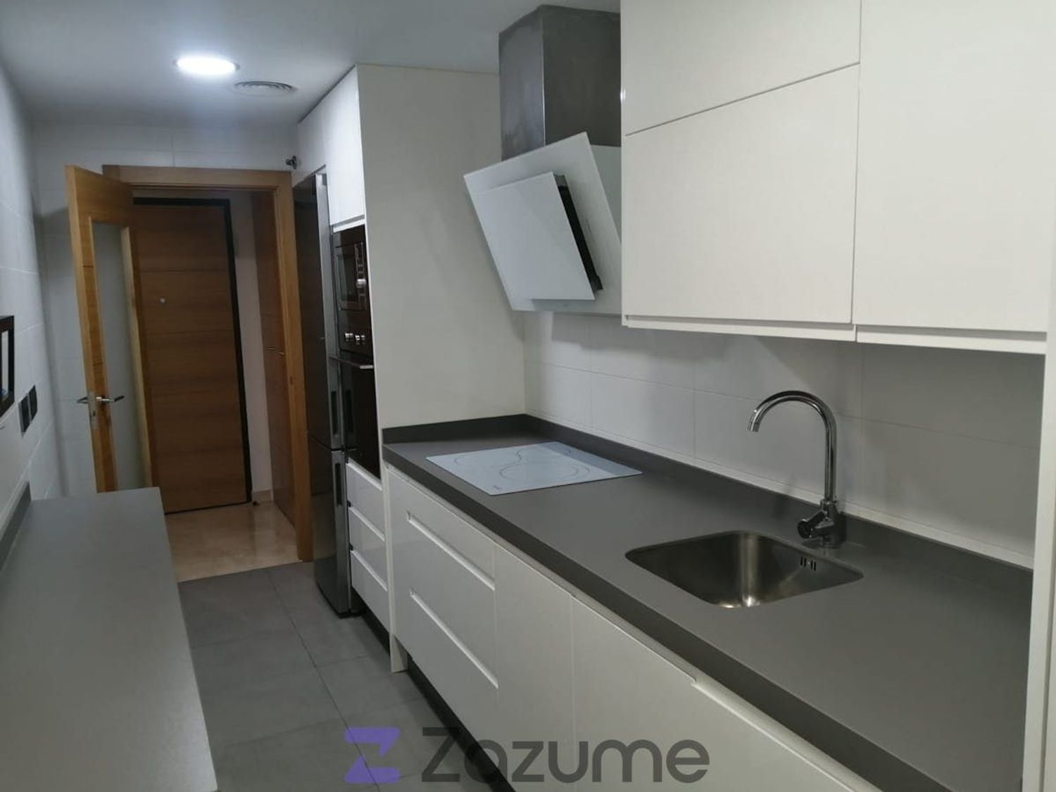 Piso en Calle Escritora Emilia Pardo Bazan, Zoco - Poniente - Foto 4