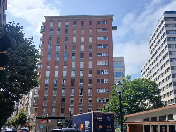 Piso en Calle Luciano Castañón, 10, Centro - San Lorenzo - Foto 2