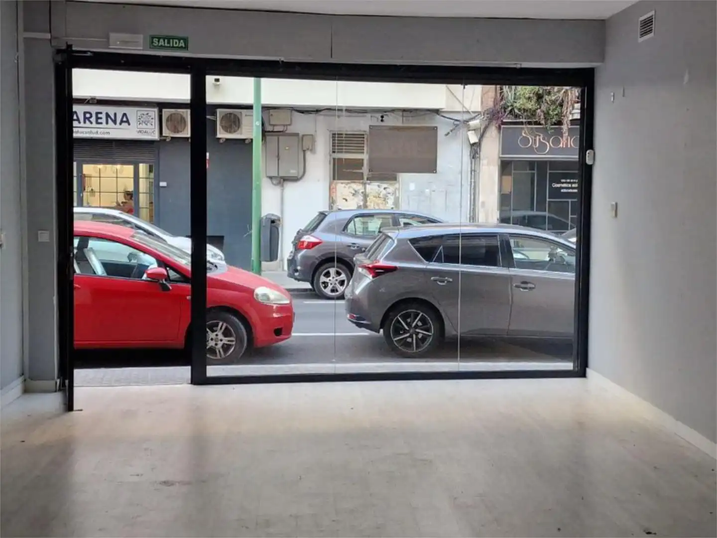 Local comercial en  Calle de León XIII 3 - Foto 3