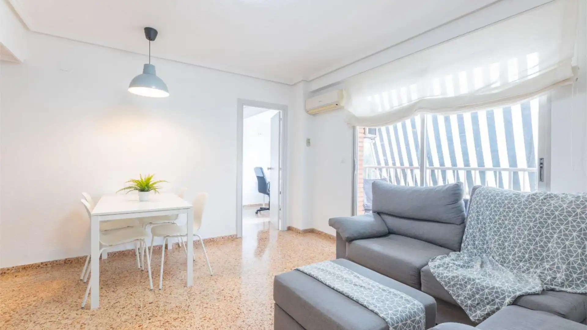 Piso en  Carrer de Yecla 19 - Foto 31