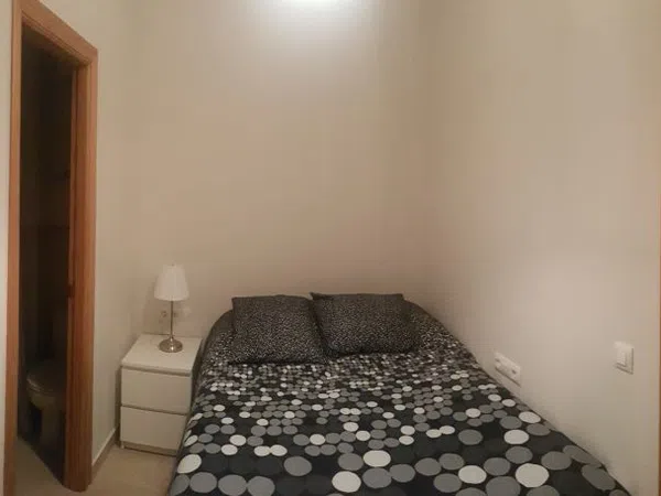 Piso en Calle Medalla Milagrosa, 10, Cruz Roja - Capuchinos - Foto 2