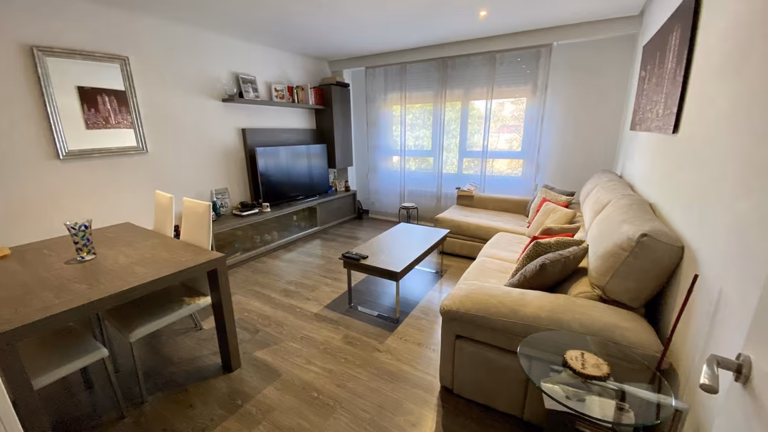 Piso en  Paseo de los Pontones 17