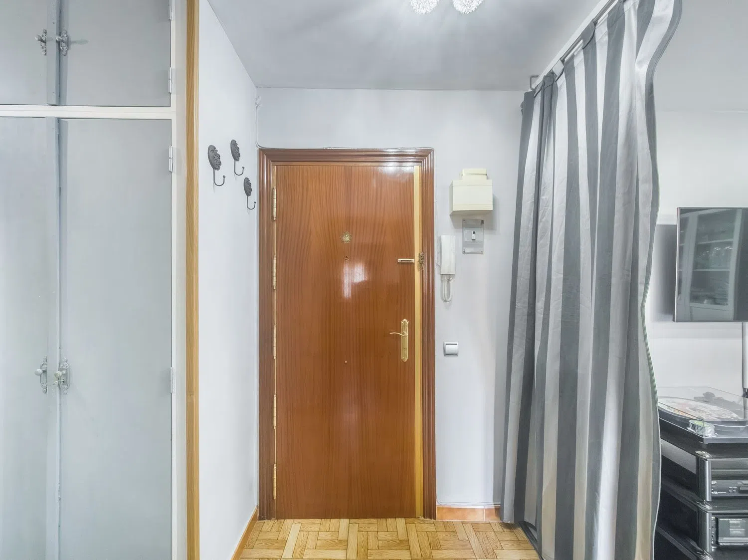 Piso en calle de Menorca, 21 - Foto 18