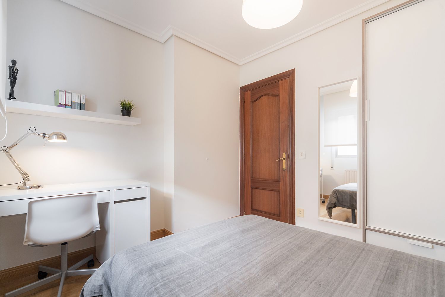 Piso en calle de Irunlarrea, 50 - Foto 9