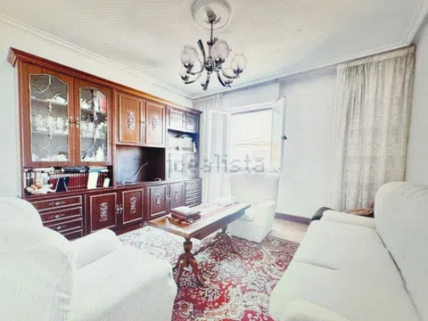 Piso en calle Castillo de Ocio, 13 - Foto 1