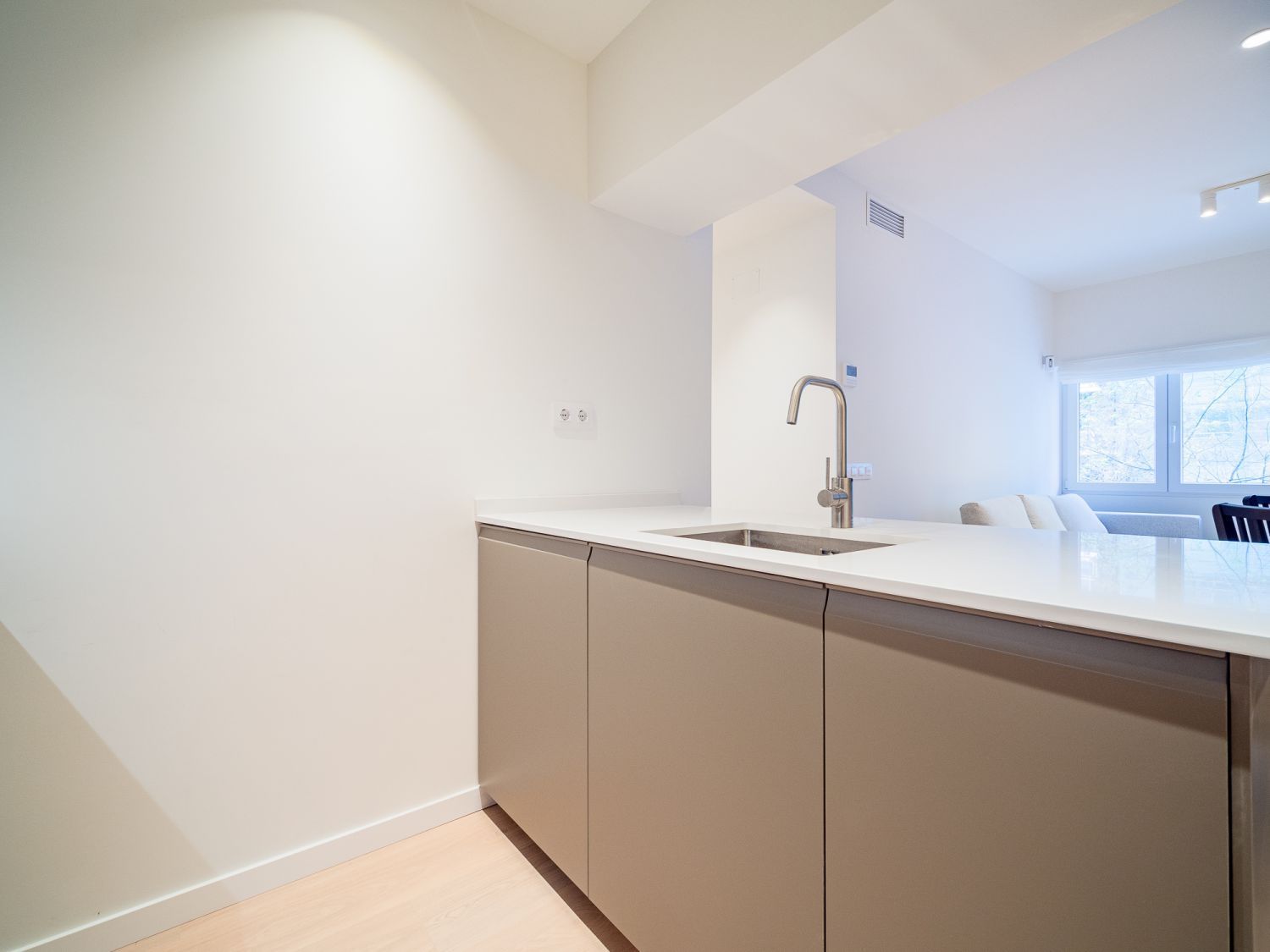 Piso en calle de Cavanilles - Foto 11