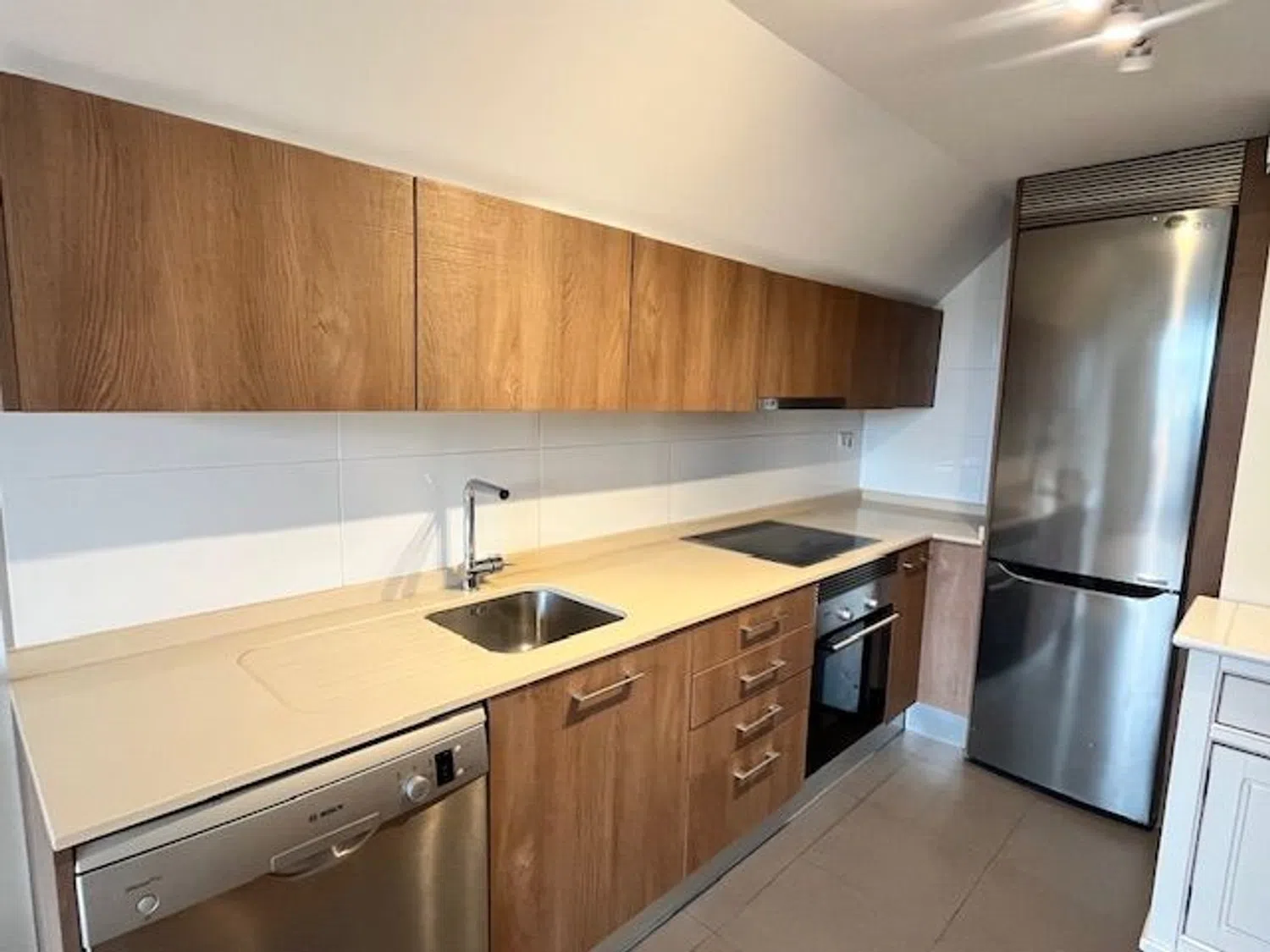 Ático en avenida Víctimas del Terrorismo, 35 - Foto 4