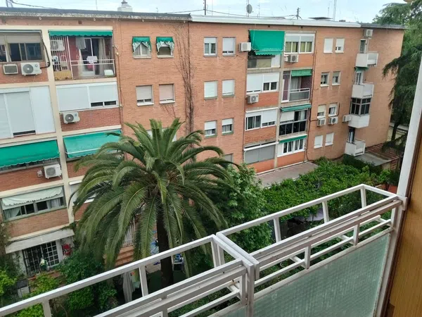 Piso en camino de los vinateros, 151