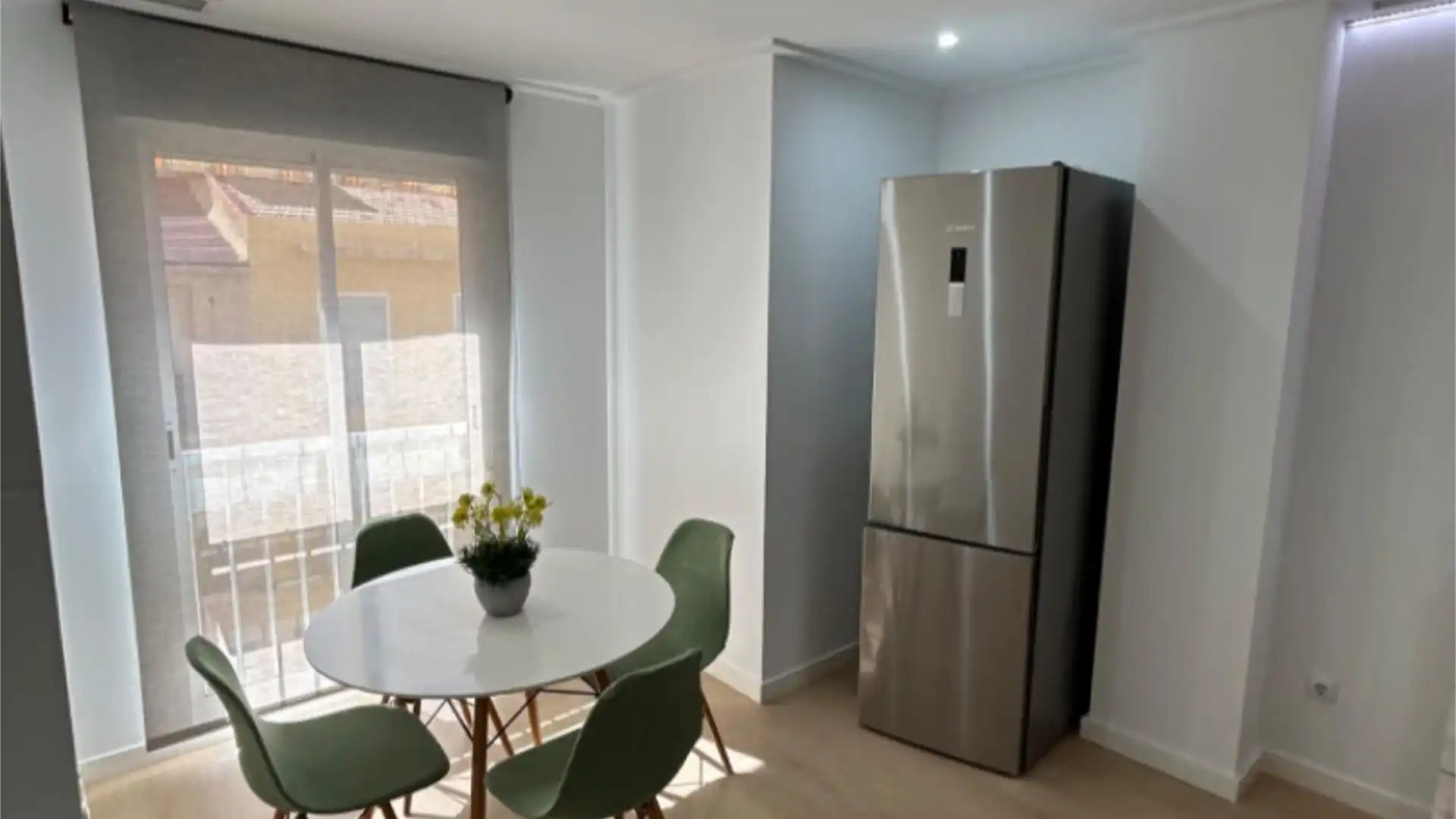 Piso en  Carrer Doctor Ferrán 16 - Foto 3