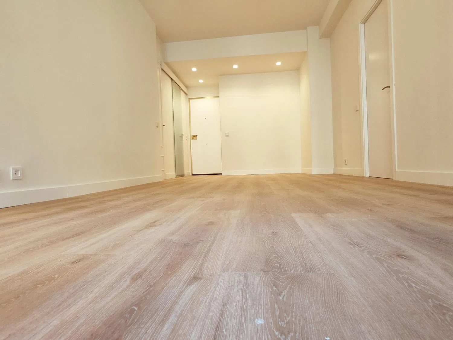 Piso en calle de Orense, 46 - Foto 1