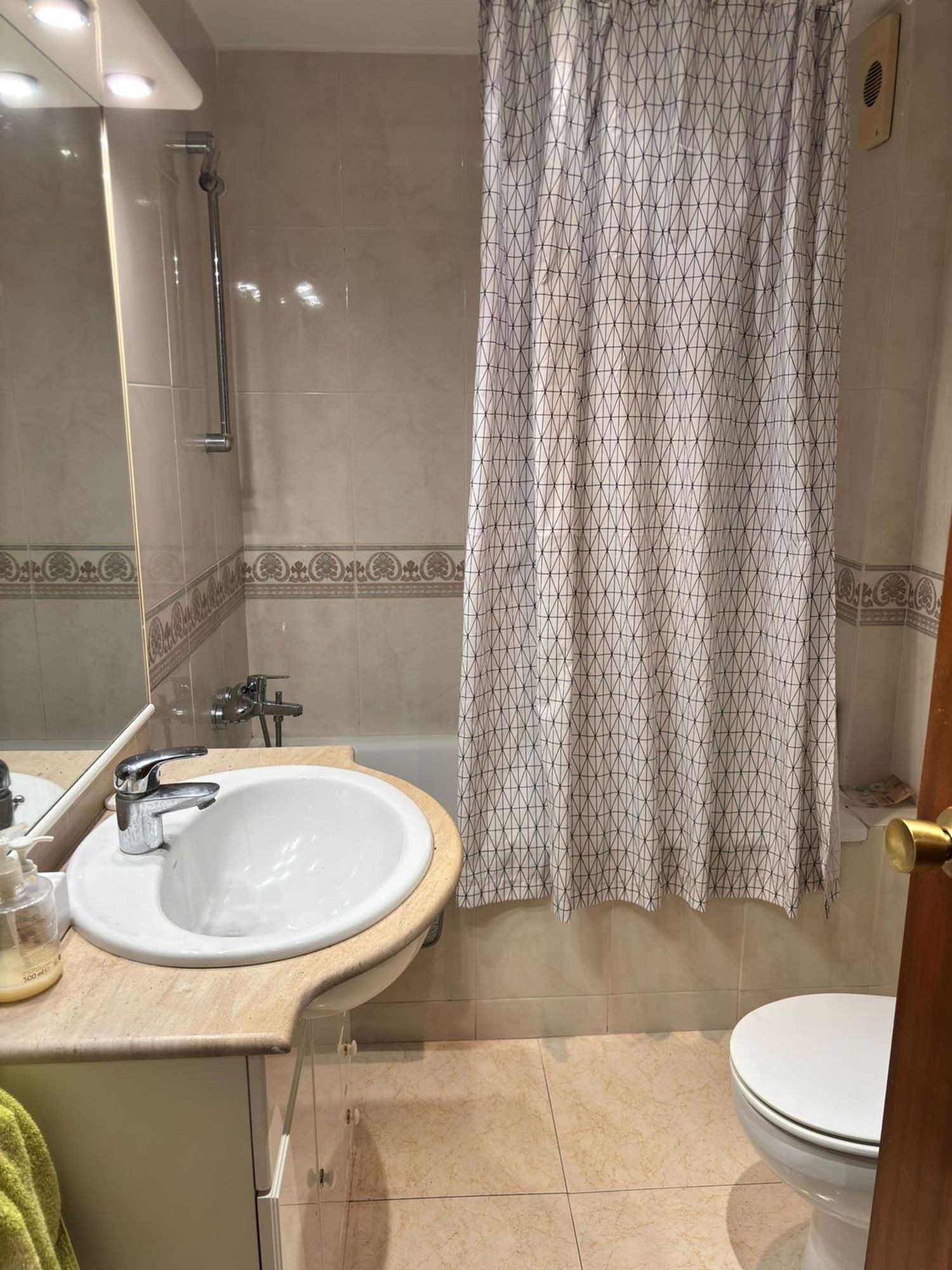 Piso en calle de la Diputació, 134 - Foto 6