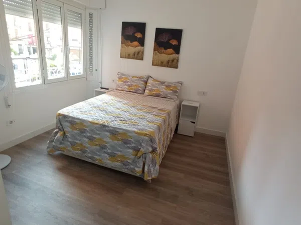 Piso en Travesía Triste Condesa, 1 Hb - Foto 1