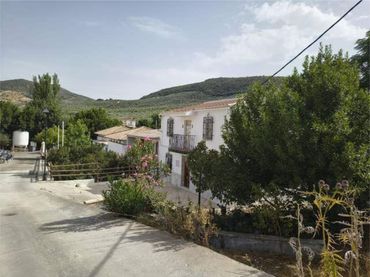 Chalet en Poblado Algar (Carcabuey) - Foto 1