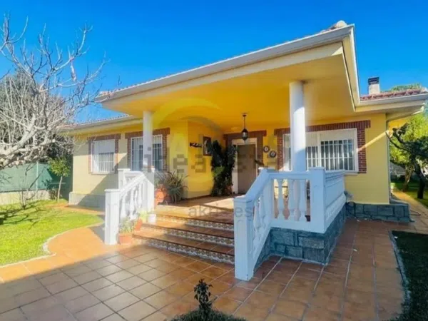 Casa o chalet independiente en Calle Lago, 111 - Foto 3