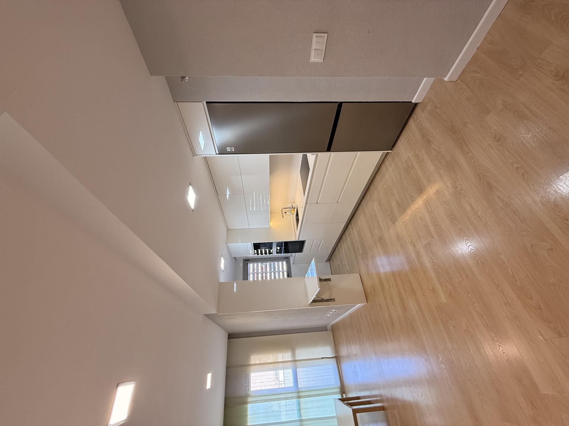 Piso en  Calle Río Tus 11 - Foto 1