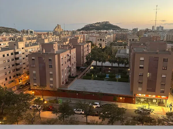 Piso en calle Doctor José Luis de la Vega, 12 - Foto 1